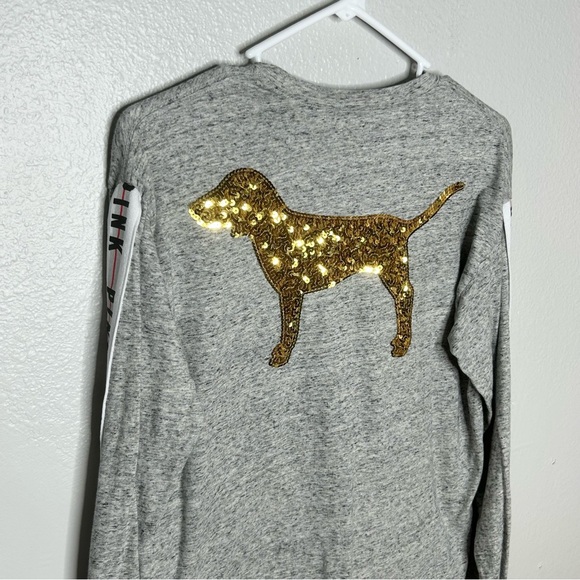 PINK VICTORIA’S SECRET OVERSIZED LOGO LONG SLEEVE TEE SOFT AND COMFY - Picture 3 of 7